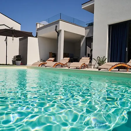 빌라 Martin Noel 포레치